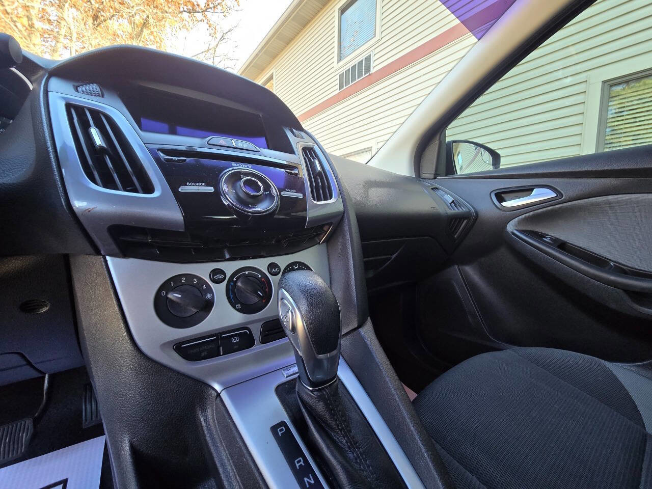 Used 2014 Ford Focus SE image 22