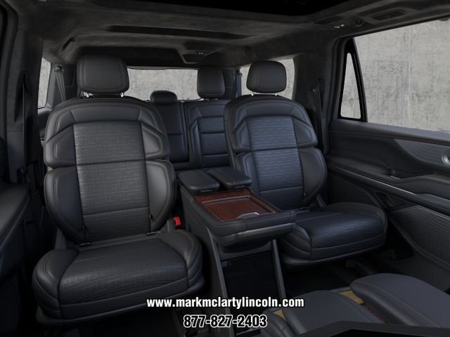 New 2026 Lincoln Navigator L Black Label AWD/4WD image 11