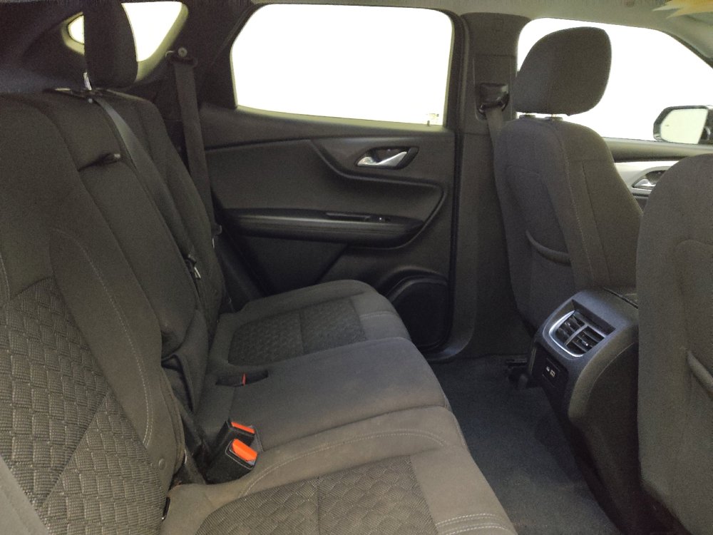 Used 2020 Chevrolet Blazer LT image 19