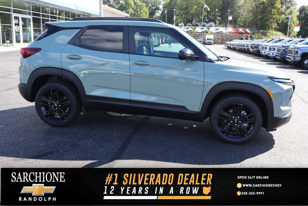 New 2026 Chevrolet TrailBlazer LT w/ Convenience Package AWD/4WD image 1