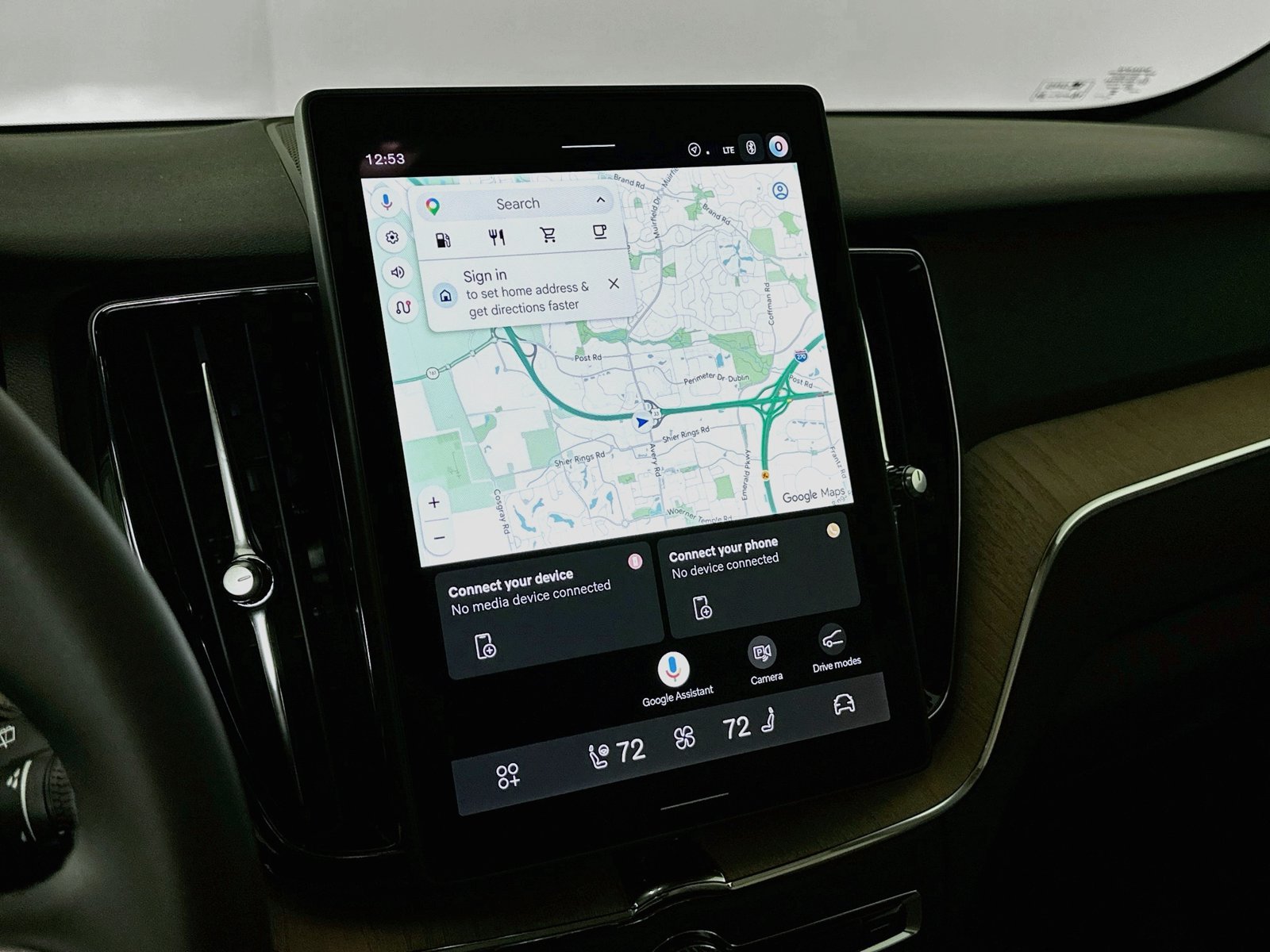 New 2027 Volvo XC60 B5 Plus AWD/4WD image 24