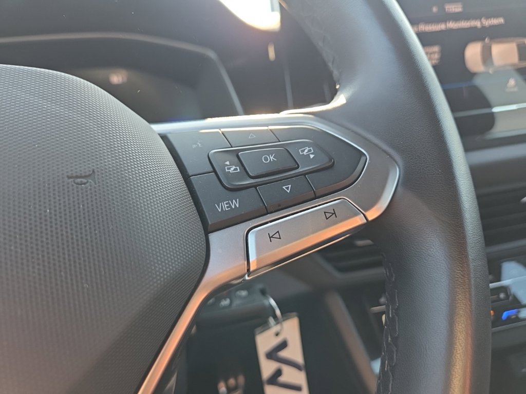 Used 2025 Volkswagen Jetta Sport FWD image 26