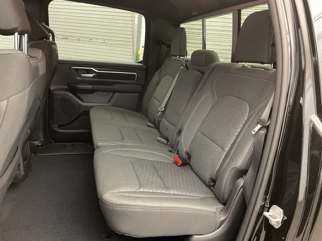 New 2026 RAM 1500 4x4 Crew Cab image 16
