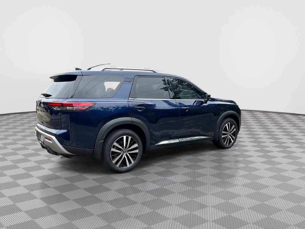Certified 2024 Nissan Pathfinder Platinum AWD/4WD image 14