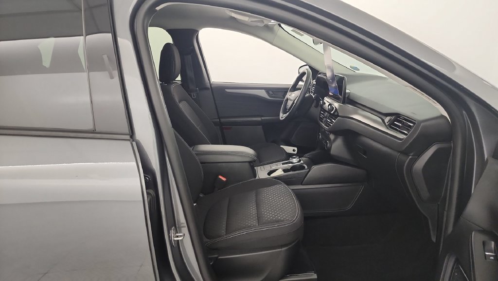 Used 2023 Ford Escape Active w/ Cold Weather Package FWD image 28