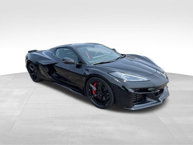 Used 2026 Chevrolet Corvette E-Ray w/ Stealth Interior Trim Package AWD/4WD image 3