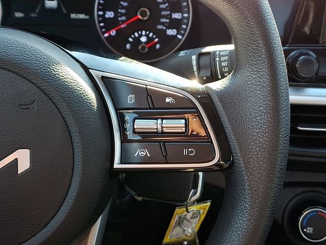 Used 2023 Kia Forte LXS w/ LXS Technology Package image 23