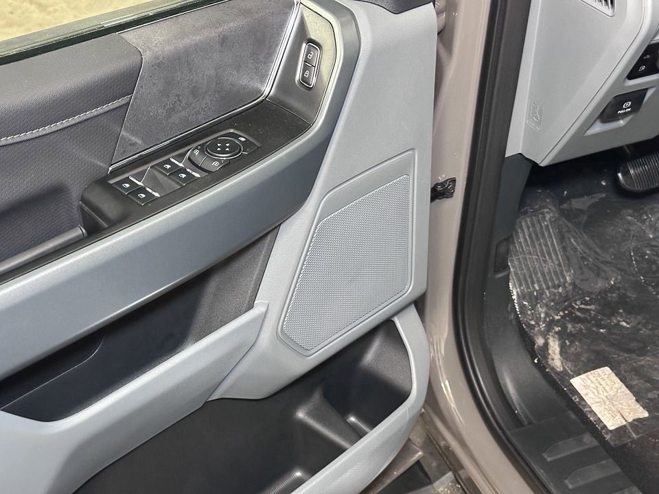 Used 2025 Ford F150 XLT w/ Equipment Group 302A MID image 21