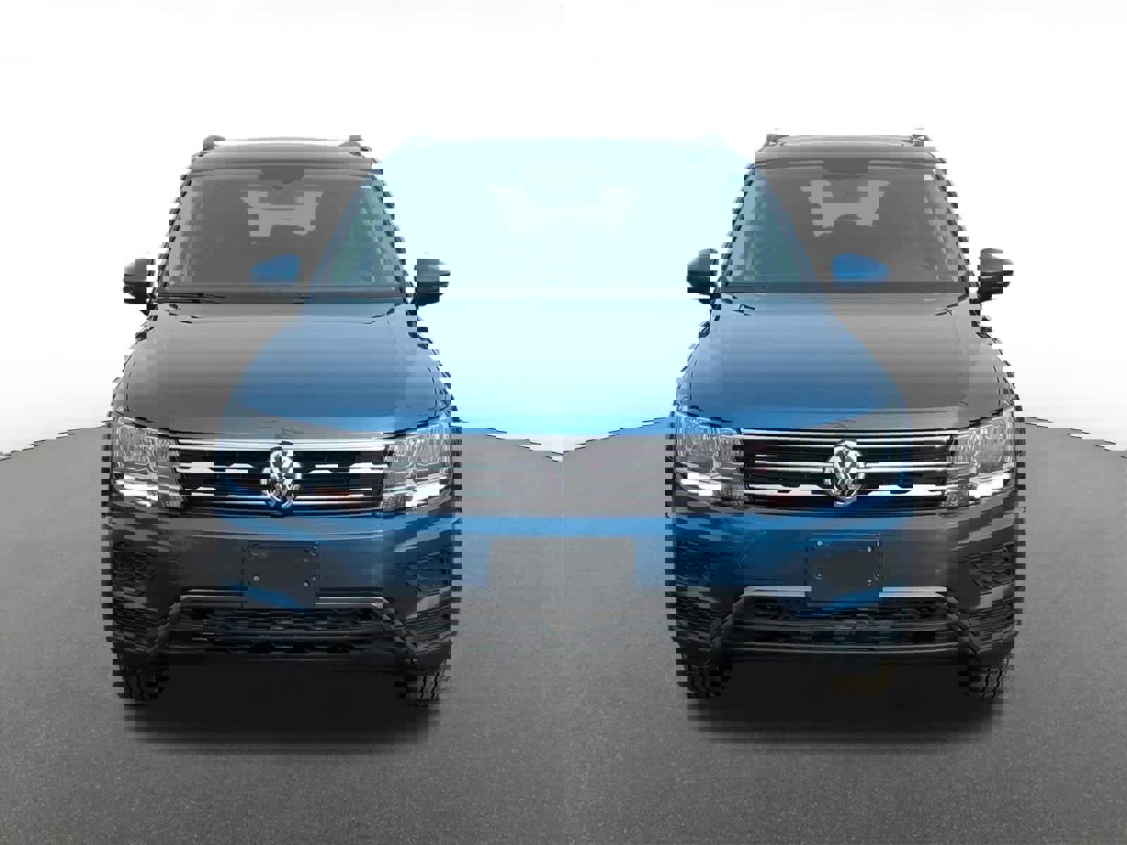 Used 2019 Volkswagen Tiguan SE w/ Panoramic Sunroof Package image 9