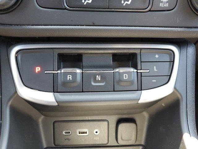 Used 2024 GMC Terrain SLE AWD/4WD image 28