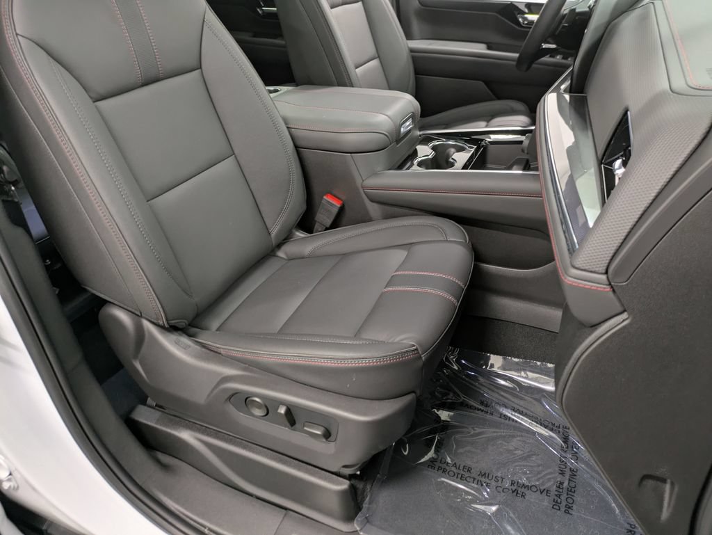 Used 2026 Chevrolet Tahoe RST w/ Comfort Package AWD/4WD image 29