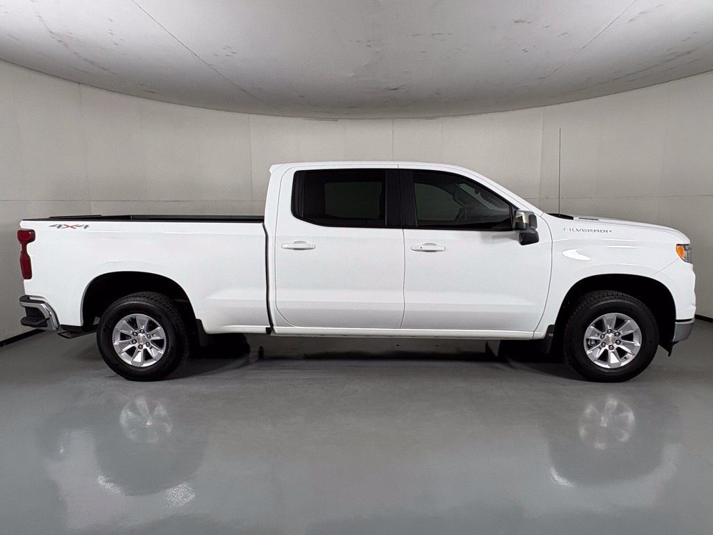 Used 2026 Chevrolet Silverado 1500 LT w/ Protection Package AWD/4WD image 9