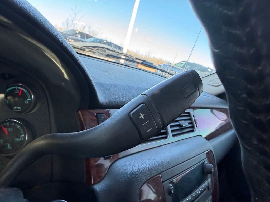 Used 2011 Chevrolet Silverado 1500 LTZ w/ LTZ White Diamond Edition image 14