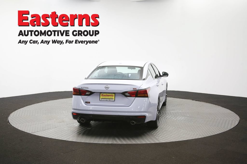 Used 2025 Nissan Altima 2.5 SR w/ SR Premium Package FWD image 39