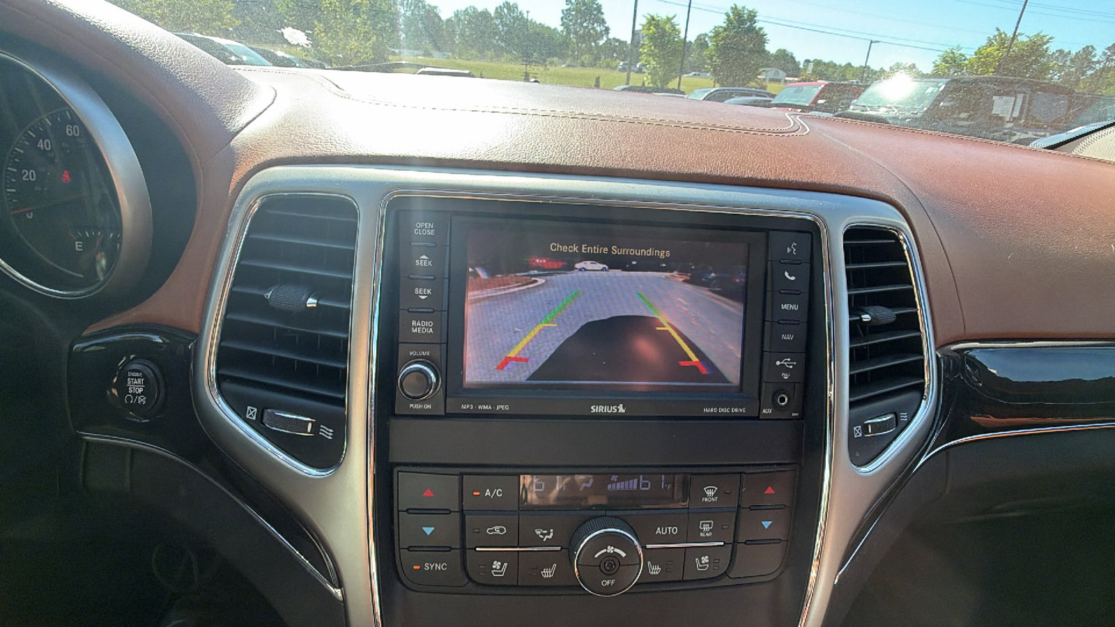 Used 2012 Jeep Grand Cherokee Overland Summit AWD/4WD image 34