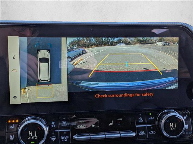 New 2026 Toyota Highlander Platinum image 13