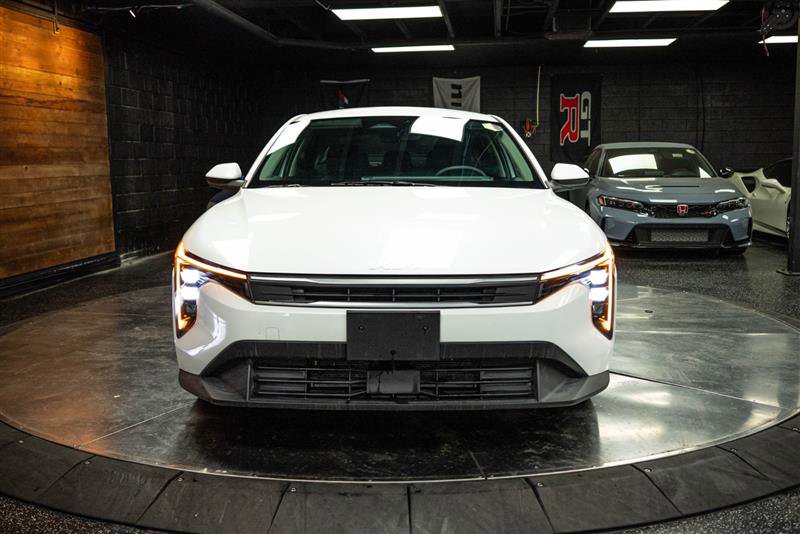 Used 2025 Kia K4 LX image 4