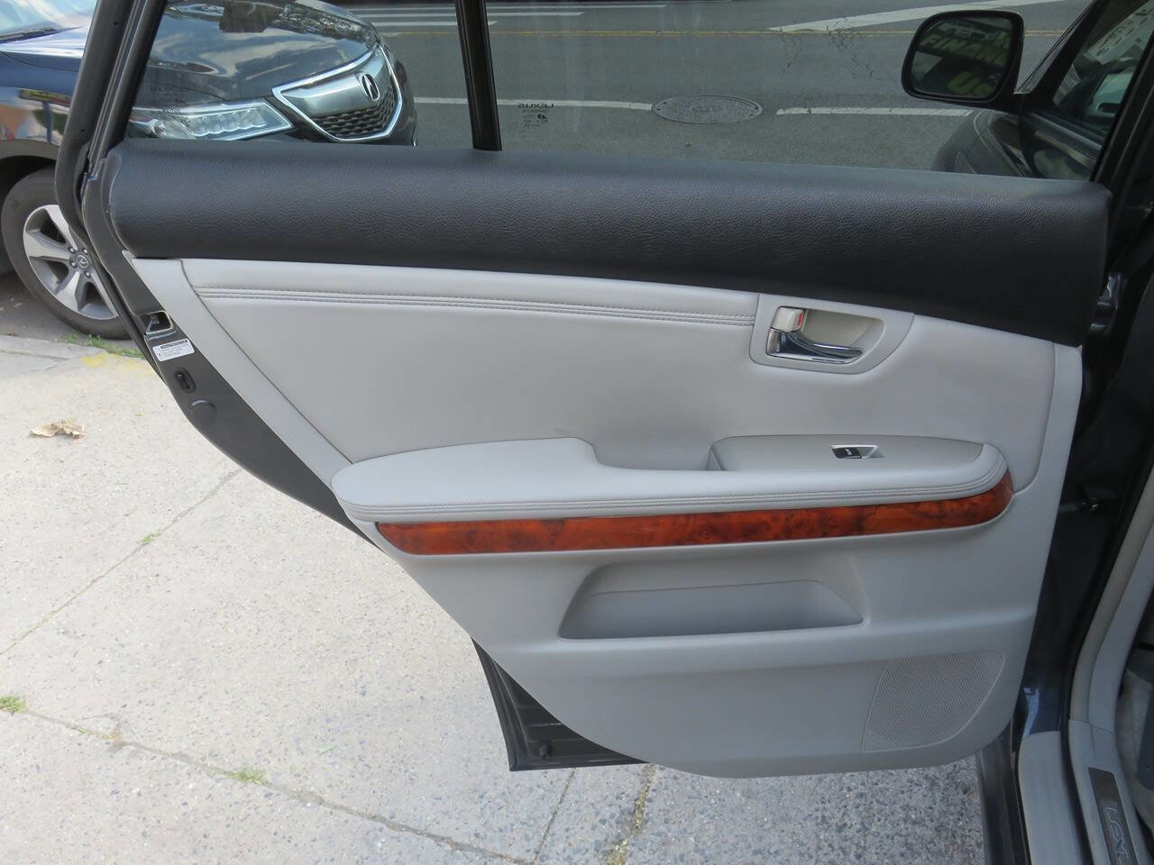 Used 2009 Lexus RX 350 AWD image 25