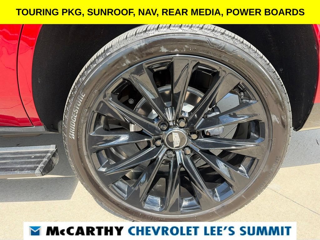 Used 2026 Cadillac Escalade Platinum Sport w/ LPO, ONYX Package AWD/4WD image 17