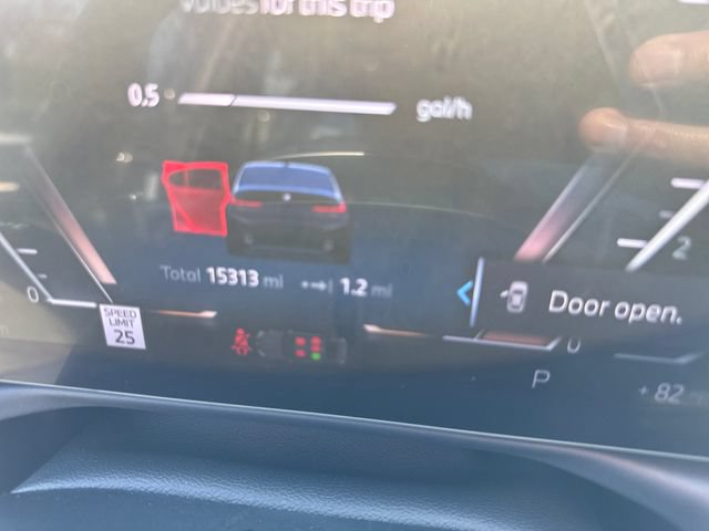 Used 2026 BMW 330i xDrive Sedan AWD/4WD image 16