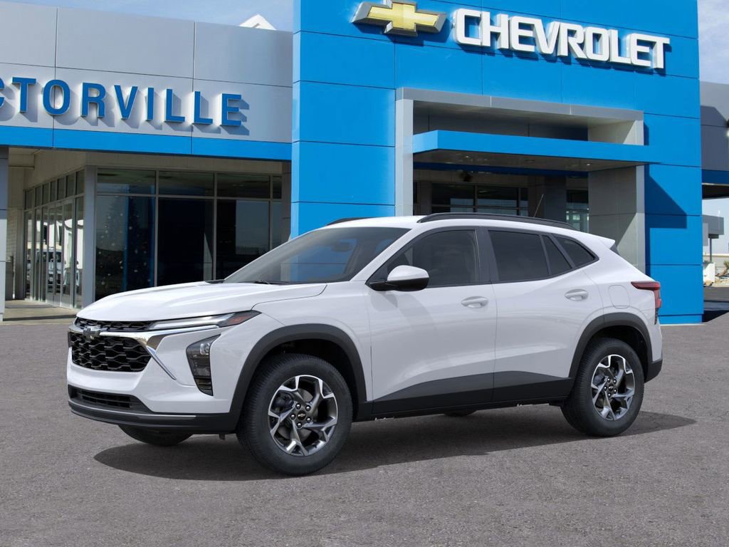 New 2026 Chevrolet Trax LT FWD image 2