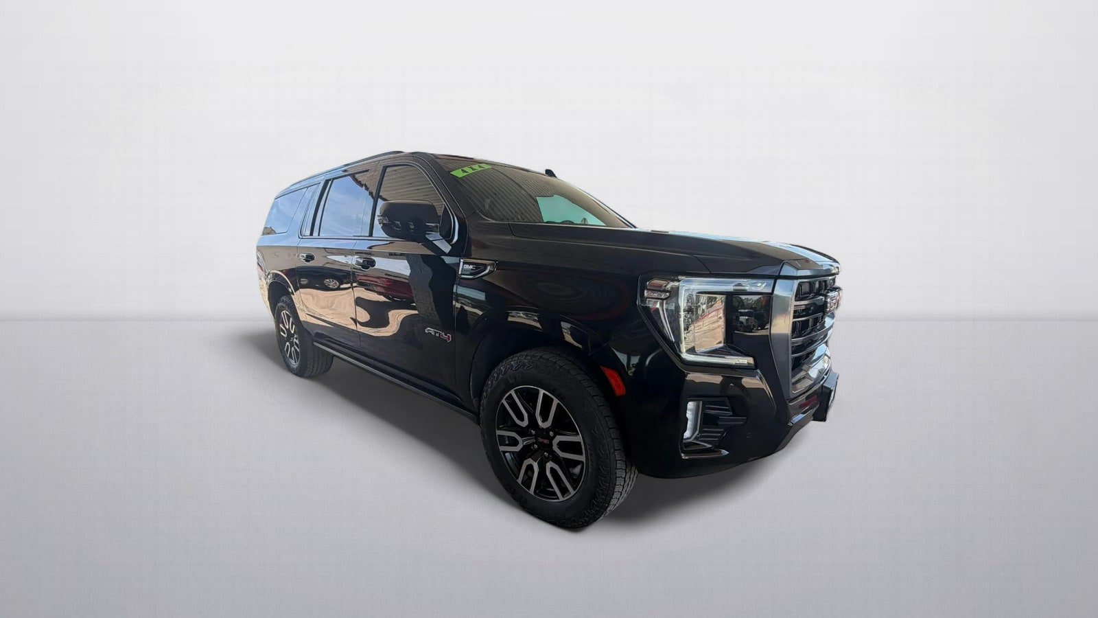 Used 2022 GMC Yukon XL AT4 w/ Max Trailering Package AWD/4WD image 2