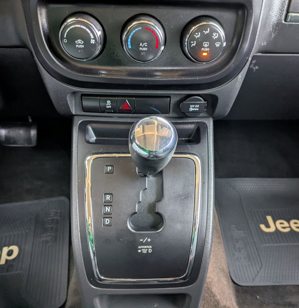 Used 2016 Jeep Patriot Sport w/ Power Value Group image 13