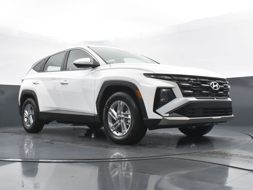 Used 2025 Hyundai Tucson SE image 21