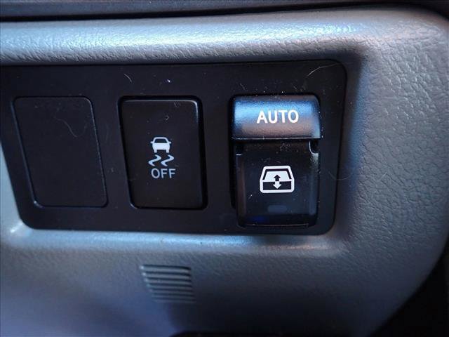 Used 2010 Toyota Sequoia Limited AWD/4WD image 21