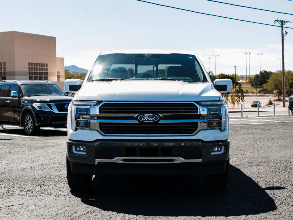 Used 2025 Ford F150 King Ranch w/ FX4 Off-Road Package AWD/4WD image 2