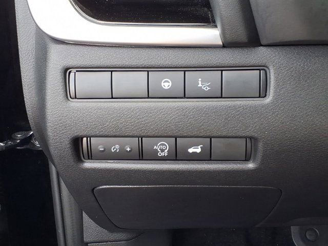 Used 2025 Nissan Rogue SL w/ Tech Package AWD/4WD image 22