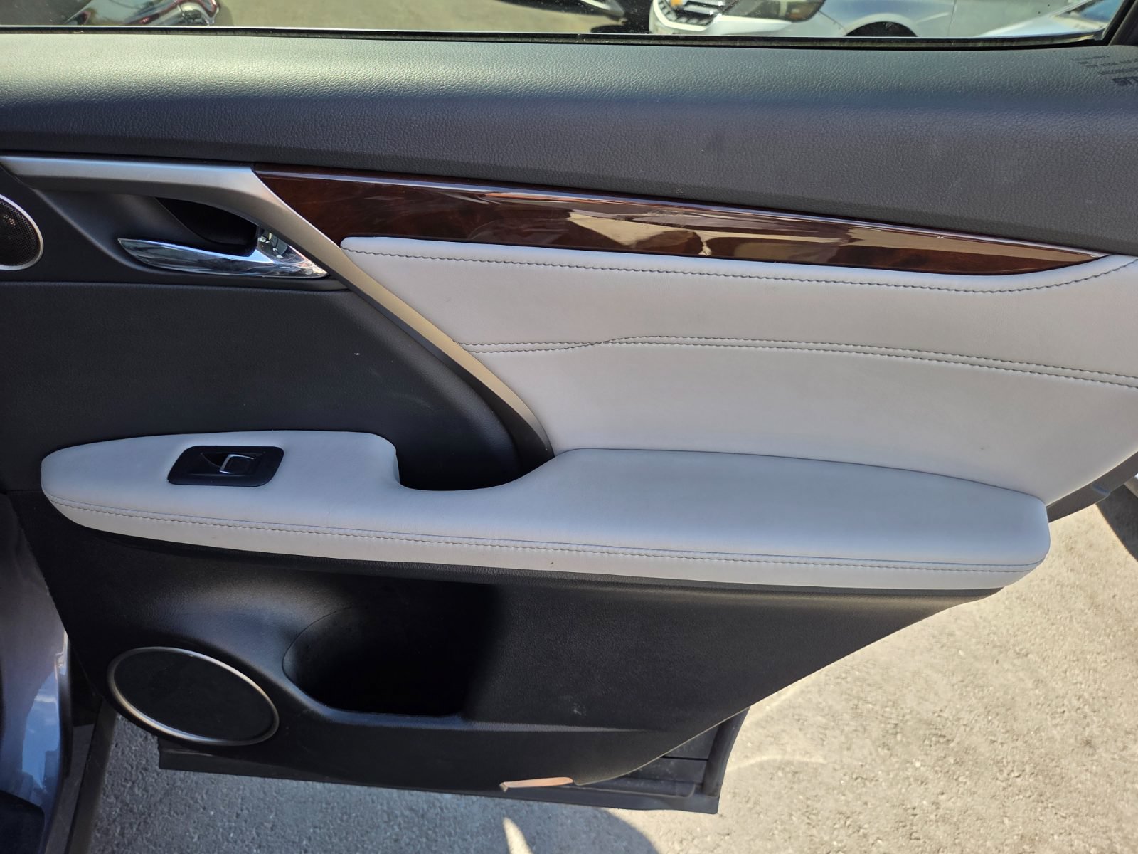 Used 2017 Lexus RX 350 FWD w/ Premium Package image 12