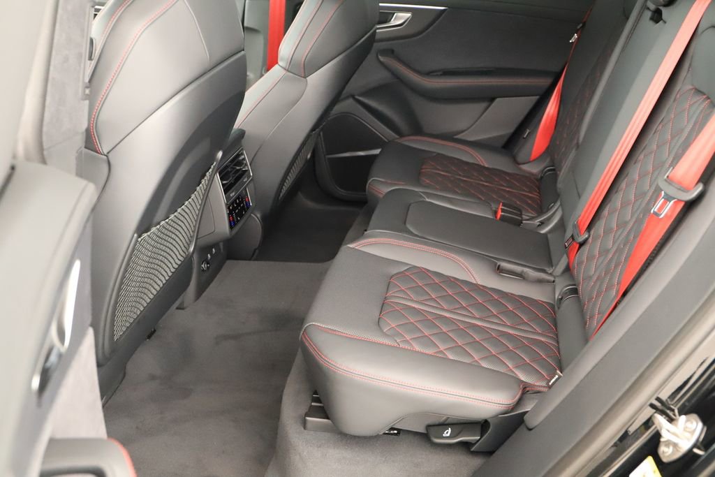 New 2026 Audi SQ8 Prestige image 28