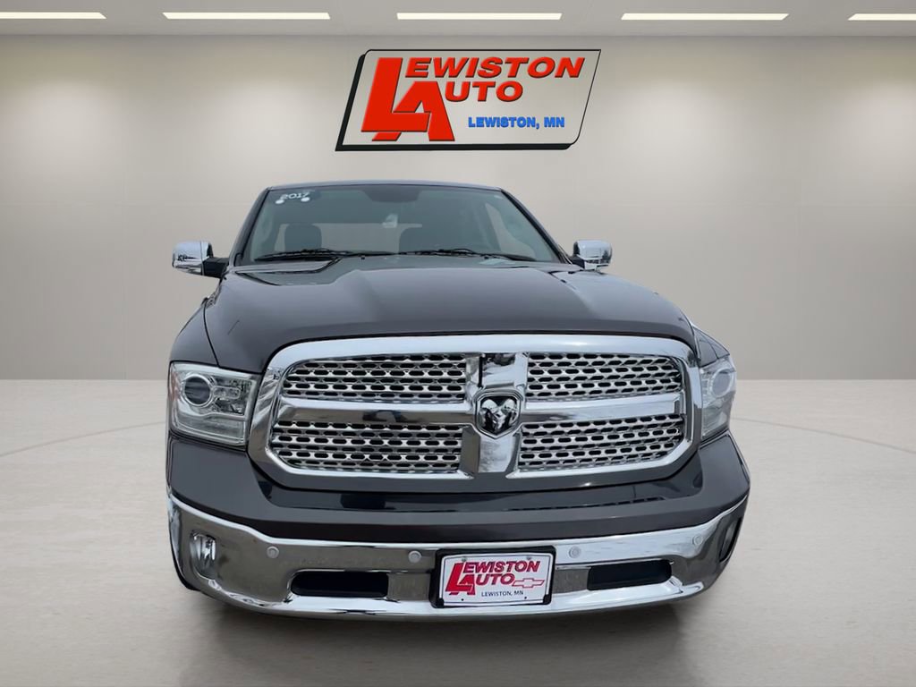 Used 2017 RAM 1500 Laramie w/ Convenience Group image 8