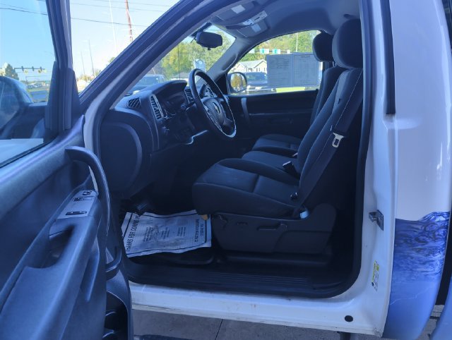 Used 2011 Chevrolet Silverado 1500 LT w/ Interior Plus Package AWD/4WD image 10