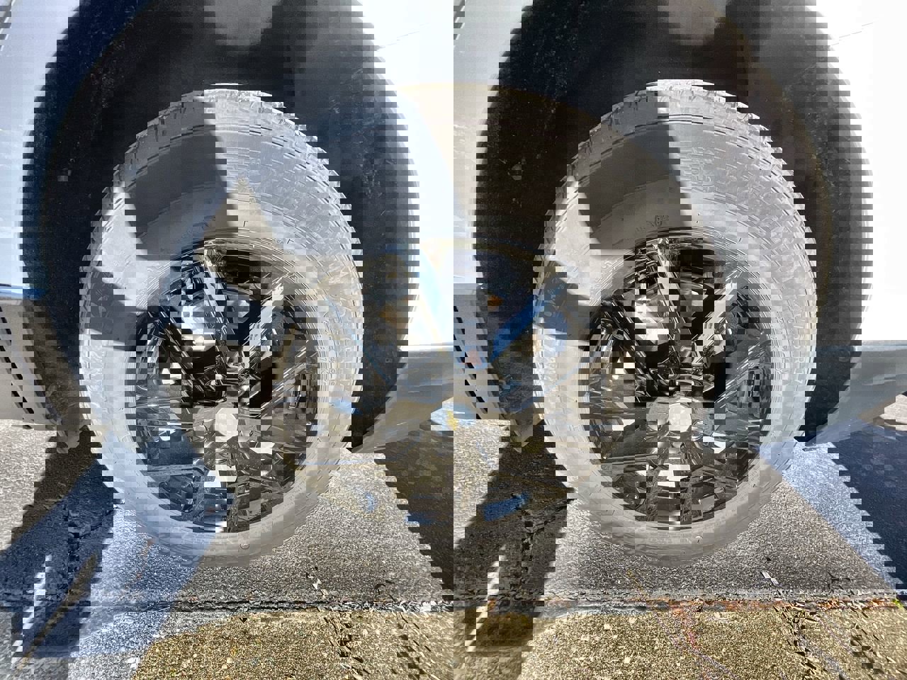 Used 2024 Chevrolet Equinox LT image 32