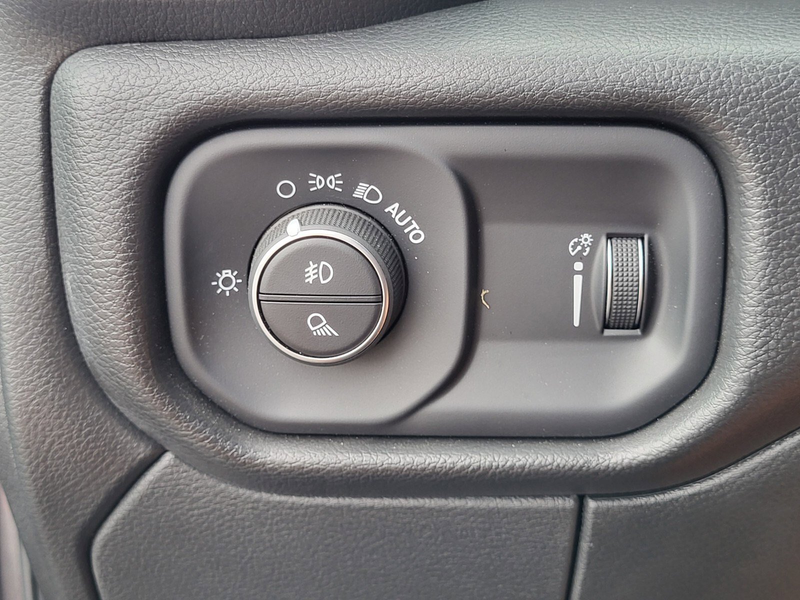 Used 2025 RAM 2500 Tradesman image 24