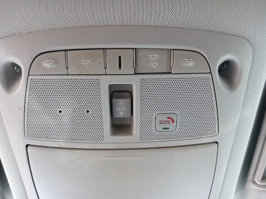 Used 2022 Nissan Armada Platinum w/ Captain's Chairs Package RWD image 27