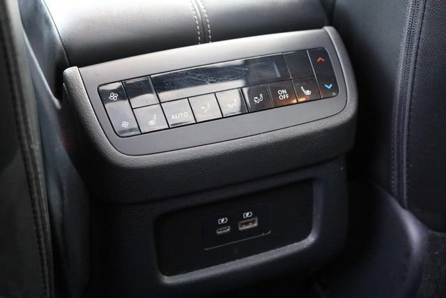 Certified 2025 Nissan Pathfinder SL w/ SL Premium Package FWD image 27