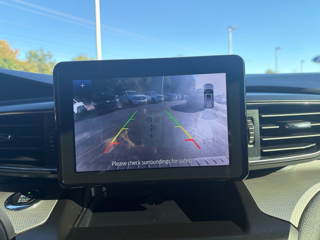 Used 2020 Ford Explorer XLT w/ Equipment Group 202A RWD image 28