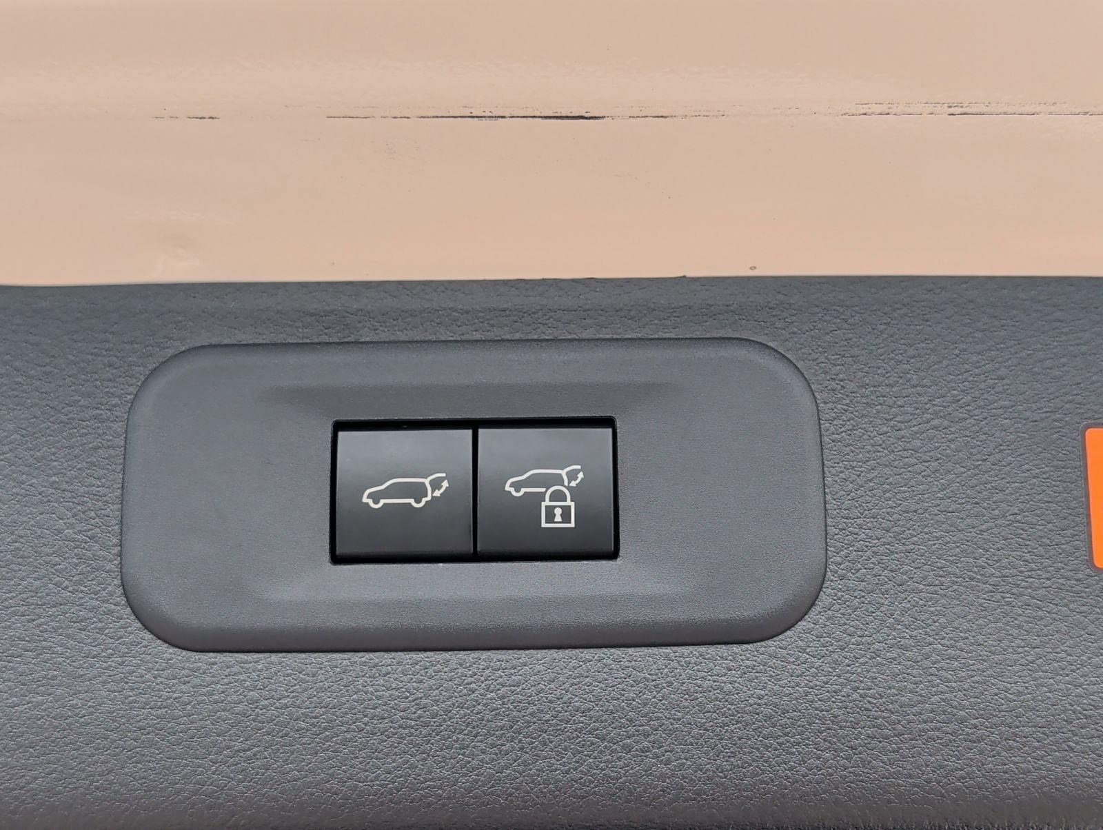 Certified 2025 Lexus TX 500h AWD w/ Technology Package image 28