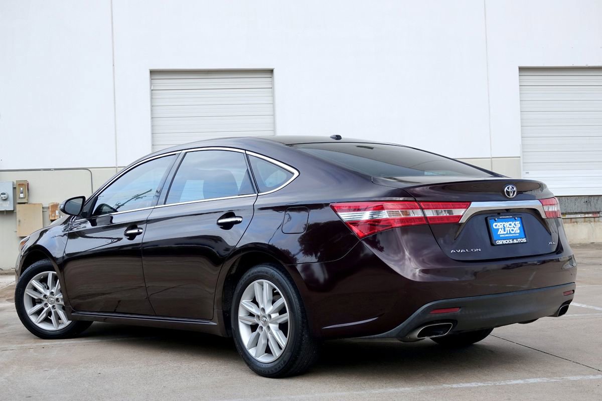 Used 2015 Toyota Avalon XLE Premium FWD image 4