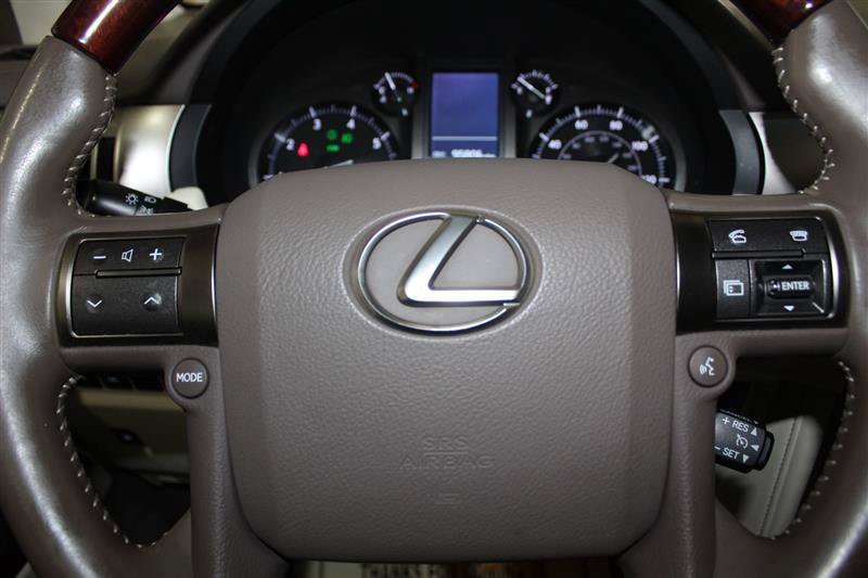 Used 2015 Lexus GX 460 w/ Premium Package AWD/4WD image 16