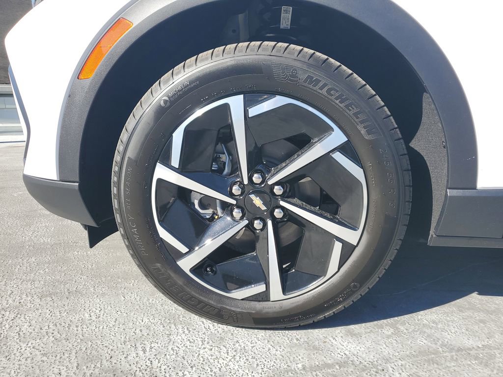 New 2026 Chevrolet Equinox EV LT image 6