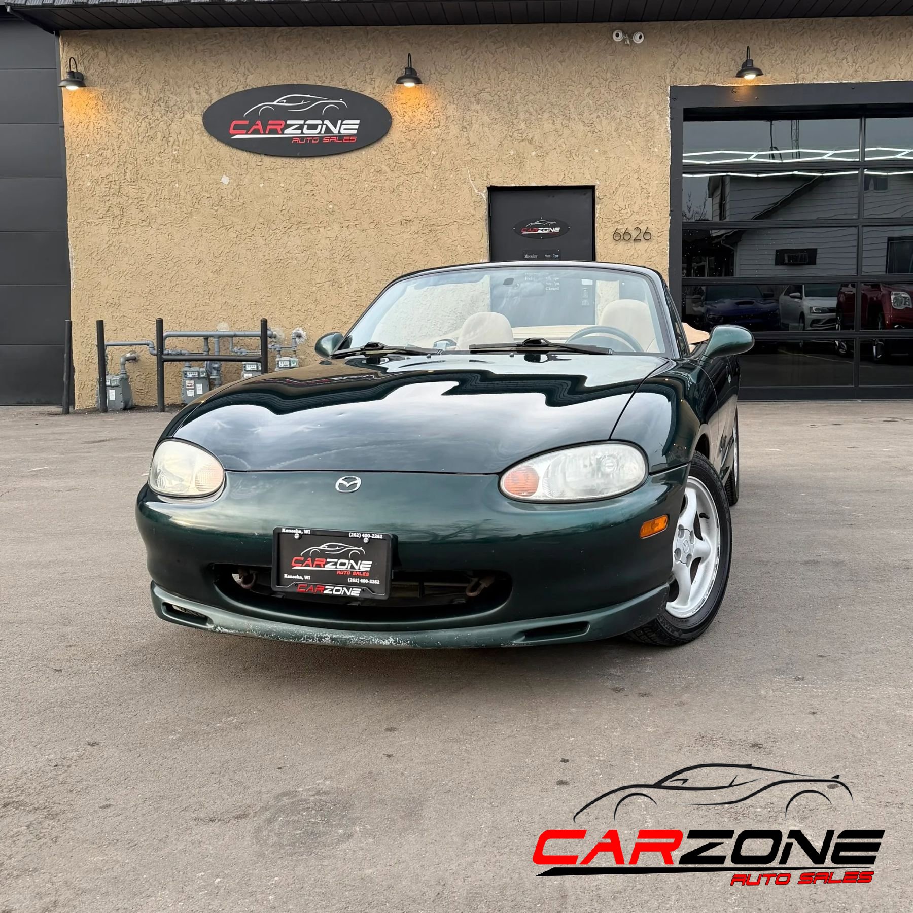 Used 1999 MAZDA MX-5 Miata Convertible 2D image 1