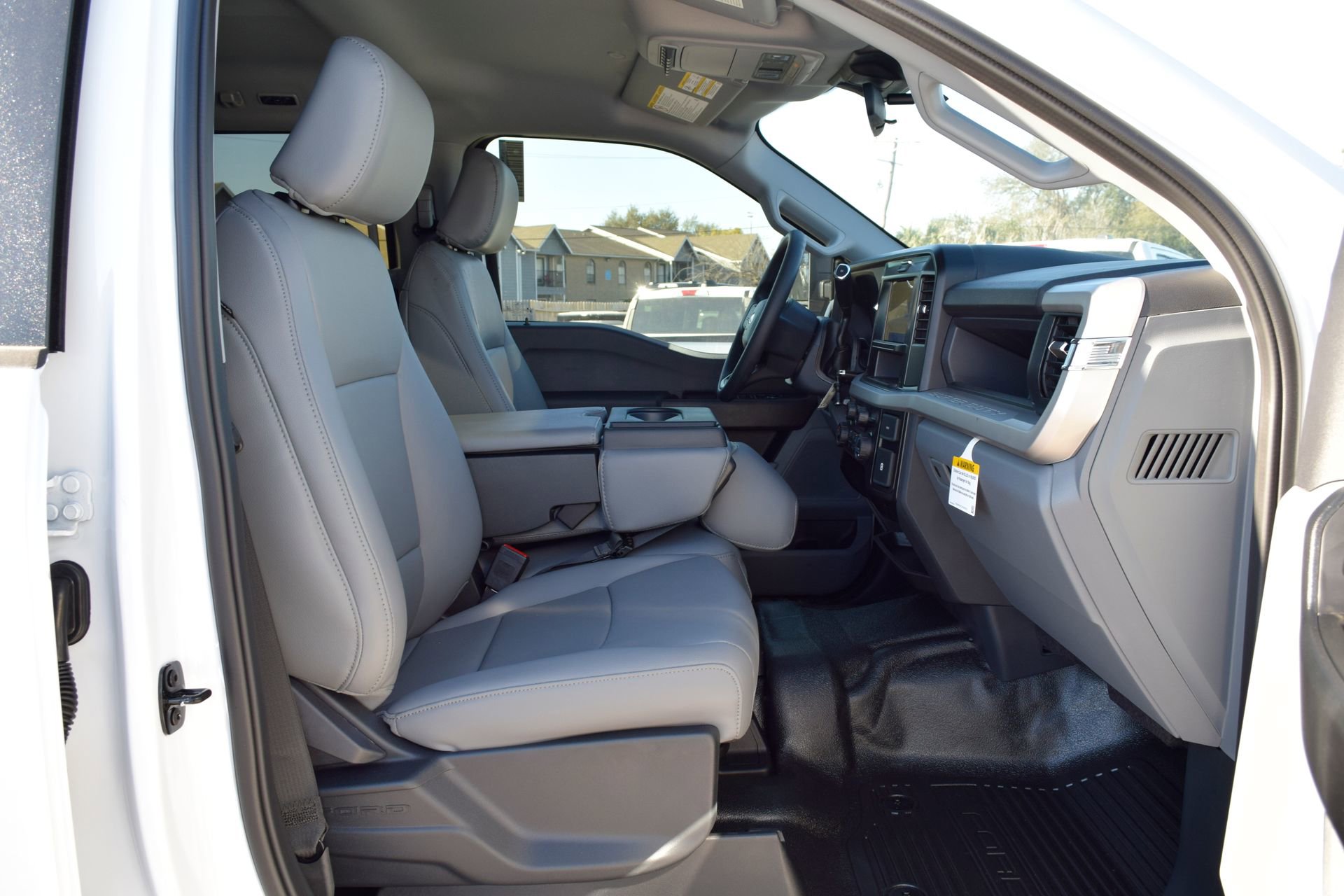 New 2026 Ford F250 XL w/ XL Chrome Package image 23