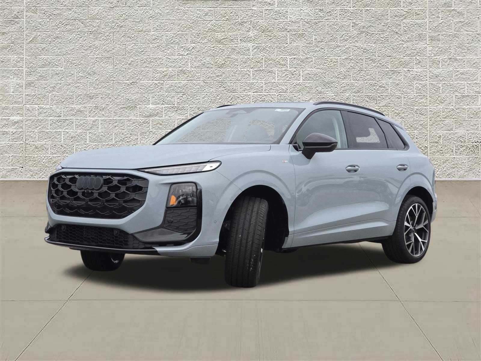 New 2026 Audi Q3 quattro 2.0T AWD/4WD image 3