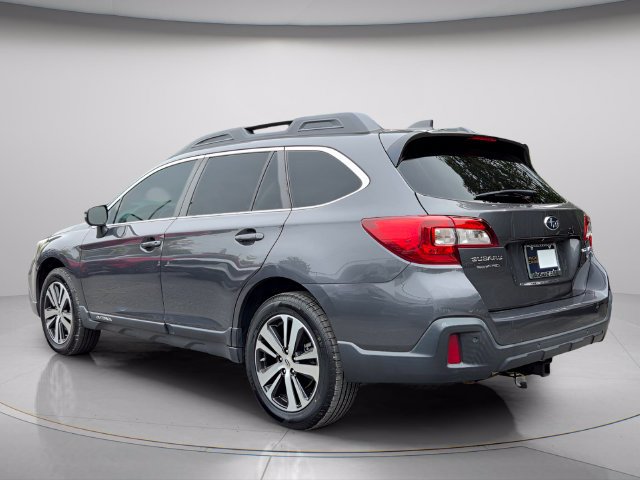 Used 2018 Subaru Outback 2.5i Limited AWD/4WD image 6