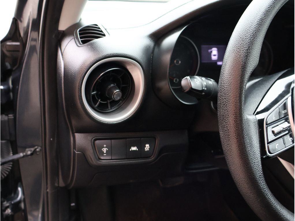 Used 2021 Kia Forte LXS image 16