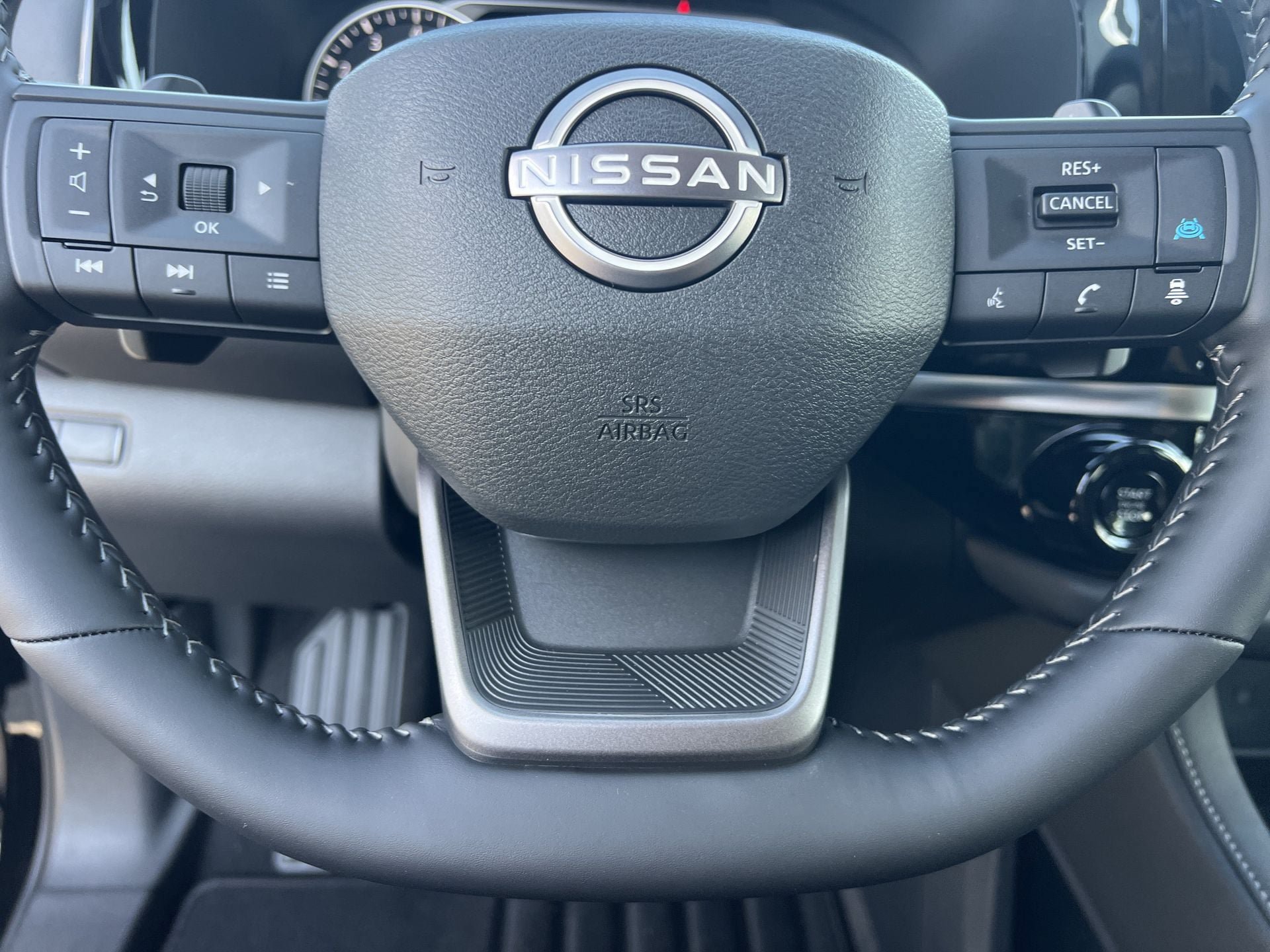 New 2026 Nissan Pathfinder SV FWD image 9